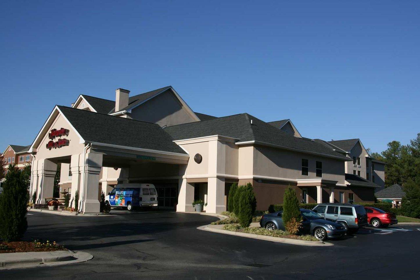 Hampton Inn & Suites Chapel Hill/Durham Exterior photo